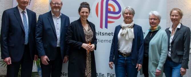 v.l.n.r. zeigt das Bild Thomas Trachte, Volker Becker, Katharina Kappelhoff, Ingrid Potthoff, Susanne Canisius und Jutta Birkenhauer